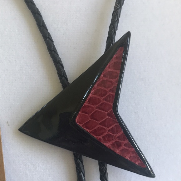 Vintage 80s/90s Hand Crafted Ceramic Bolo Tie and Earrings Set - Picture 3 of 9